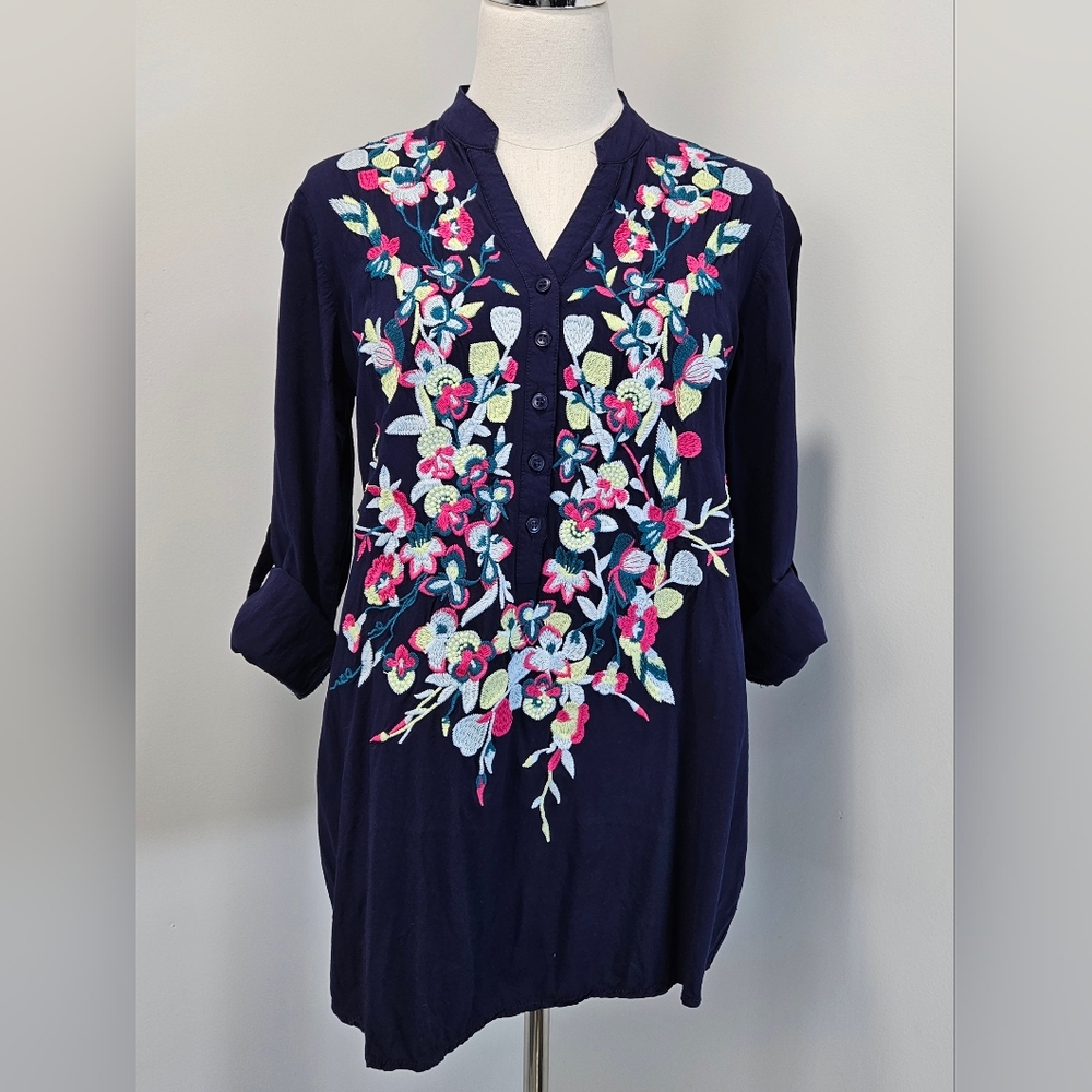Solitaire Womens Navy Blue Tunic Top Floral Embroidered Small Boho‎